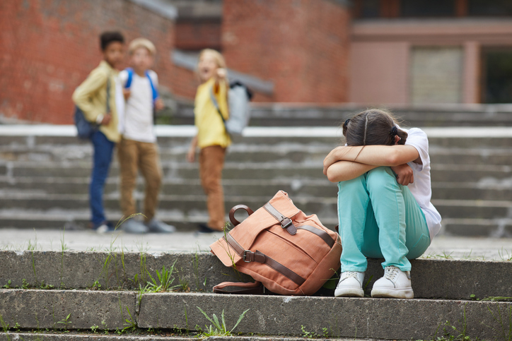 Imagem de capa - Bullying pode deixar marcas emocionais e contribuir para a fobia social