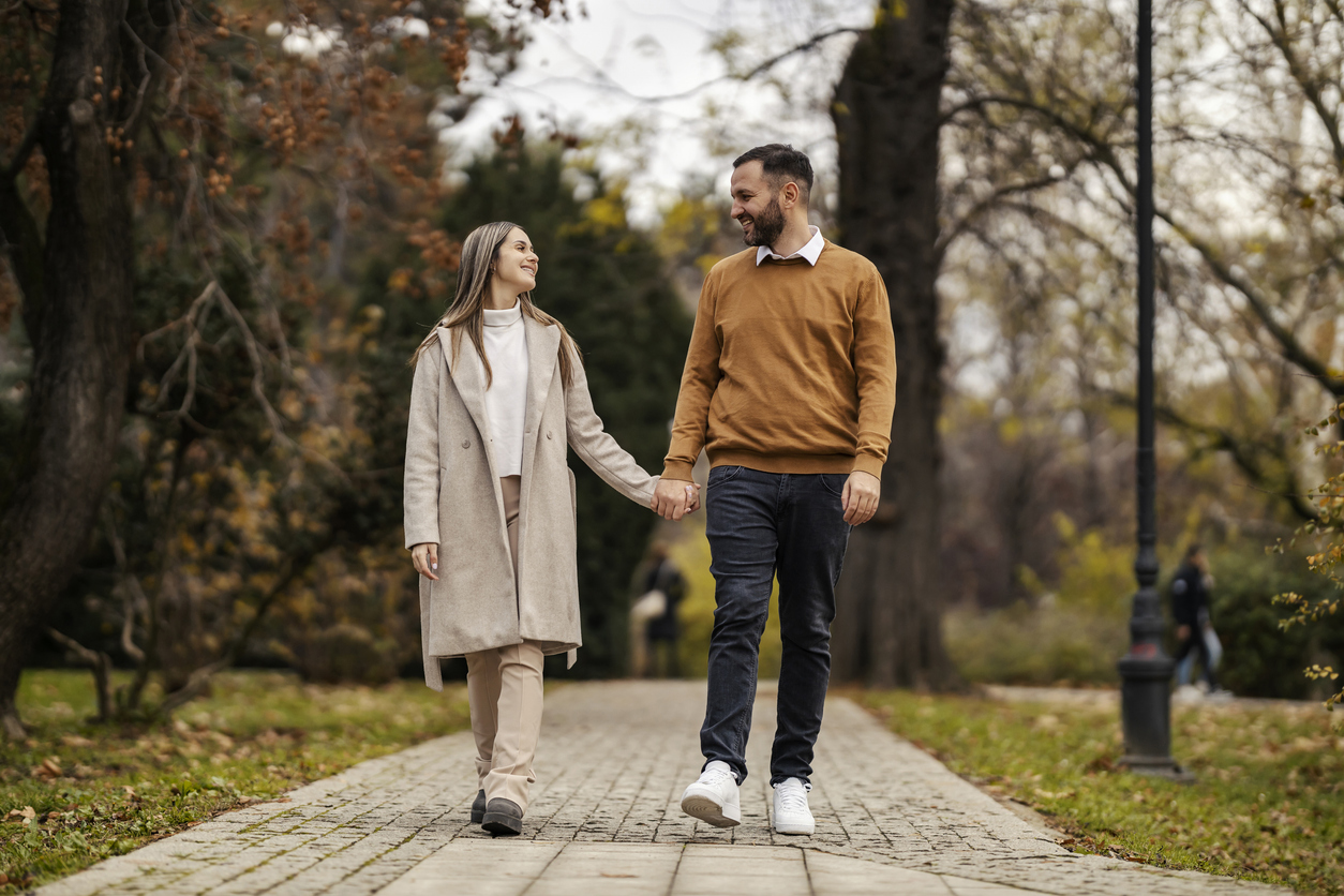 Imagem de capa - Renato e Cristiane Cardoso apresentam ao vivo a Caminhada do Amor neste sábado (24)